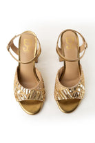 Aurora : Tower Heels