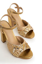 Aurora : Tower Heels