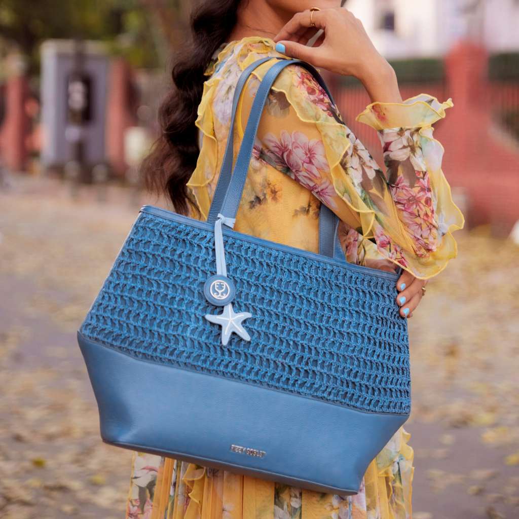 Bazaar Tote Leather : With Handwoven Raffia - Limited Edition