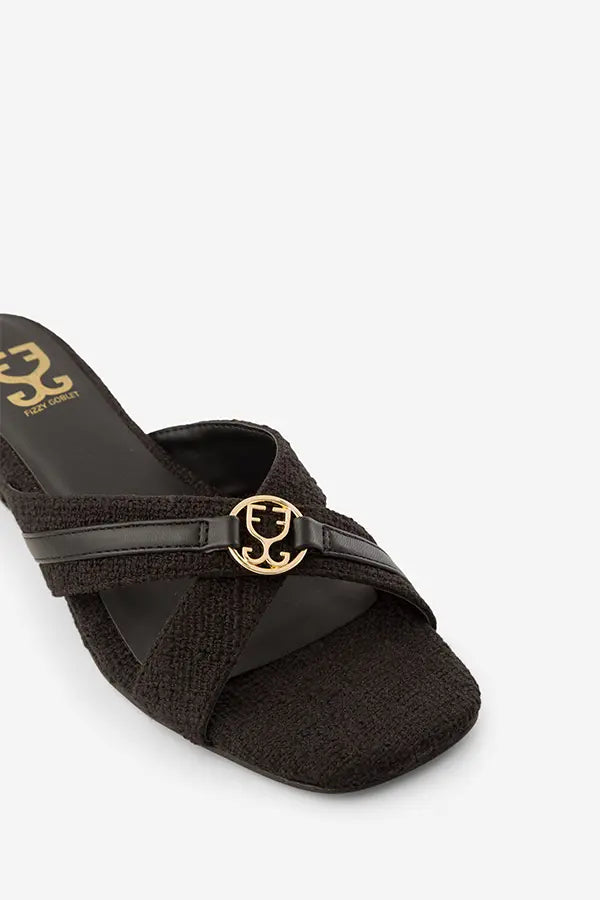 Black at It : Sandal Heels