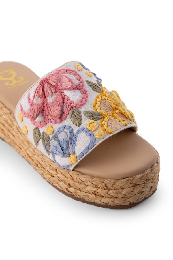 Bubble Yum : Slipon Espradrille Wedges