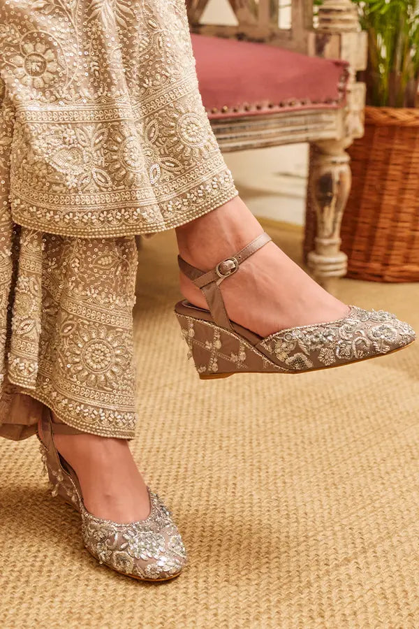 The Silver Lining : Wedge Heels