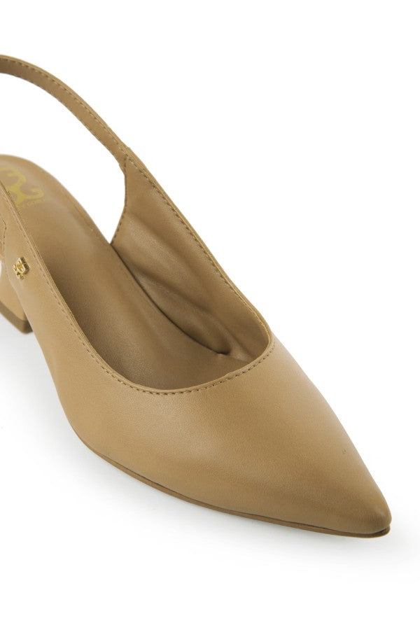 High Tea : Pointed Block Heels