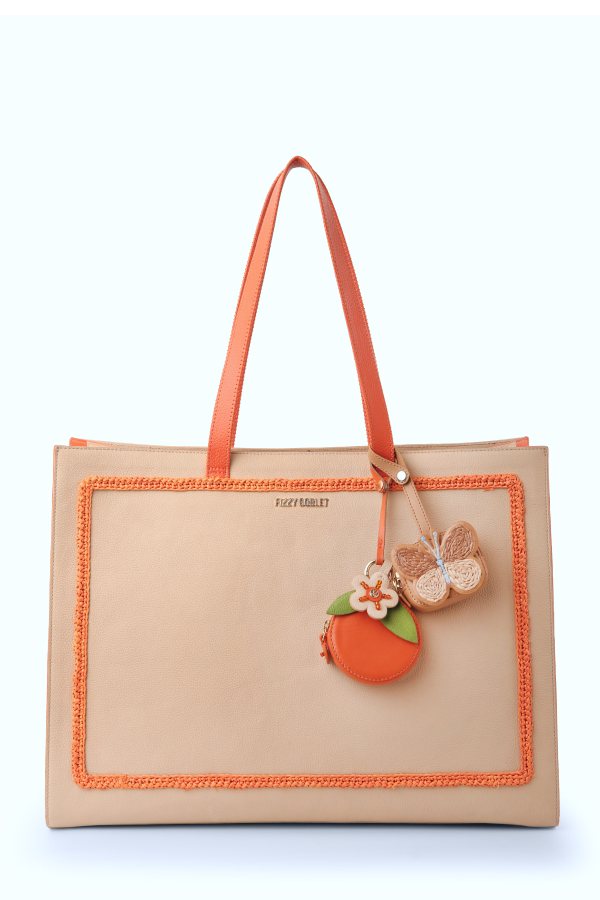 Main Squeeze : Tote Bag