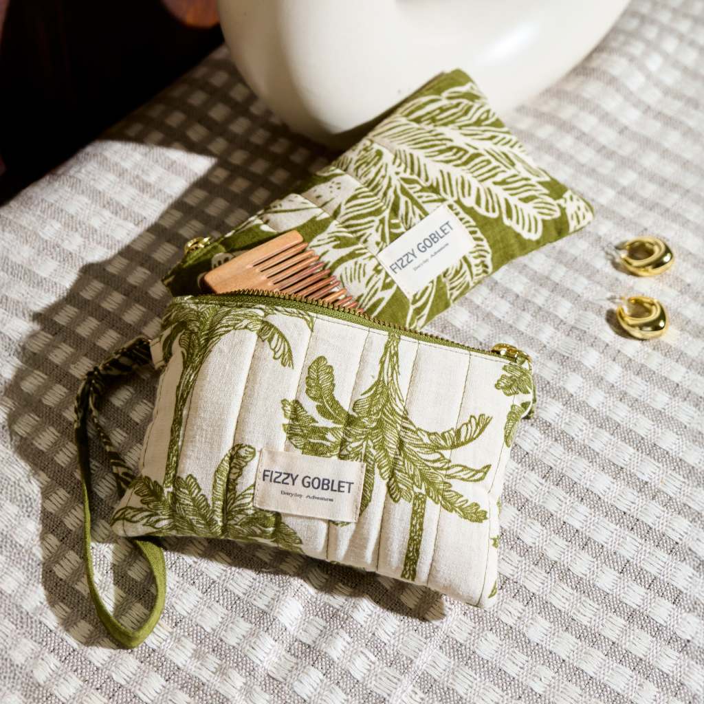 Free Pouches : Set of 2