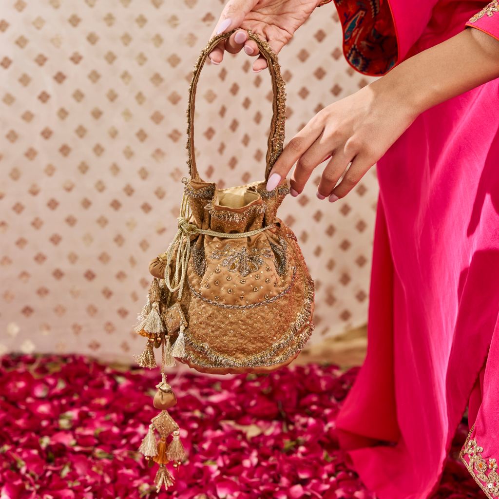 Shine All Night : Potli