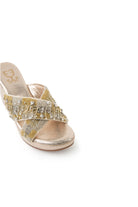 Evening in Paris : Criss Cross Wedge