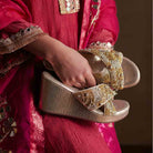 Evening in Paris : Criss Cross Wedge