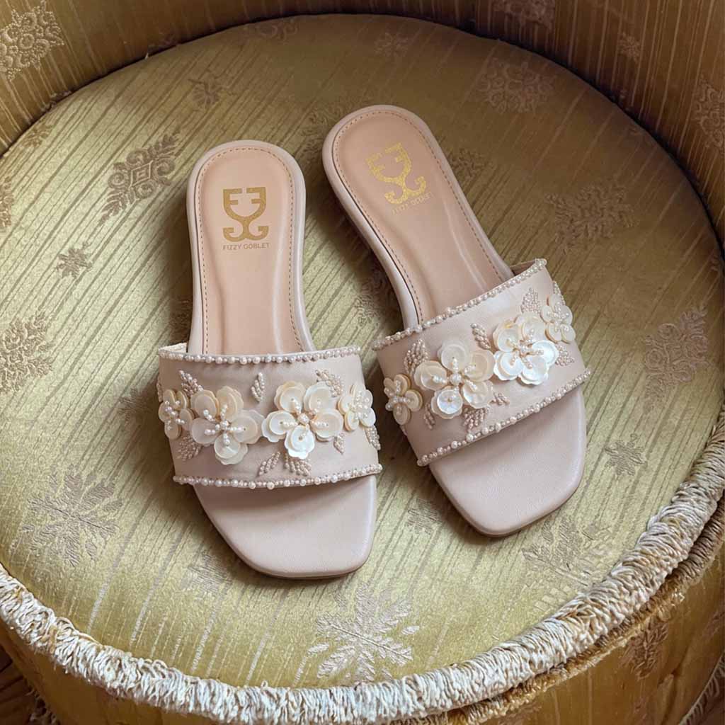 Mona : Sandals