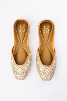 A Glass Act : Juttis