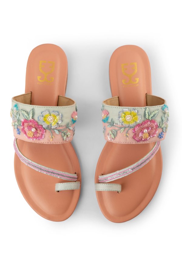 Bashful Bunny : Kolha  Flats