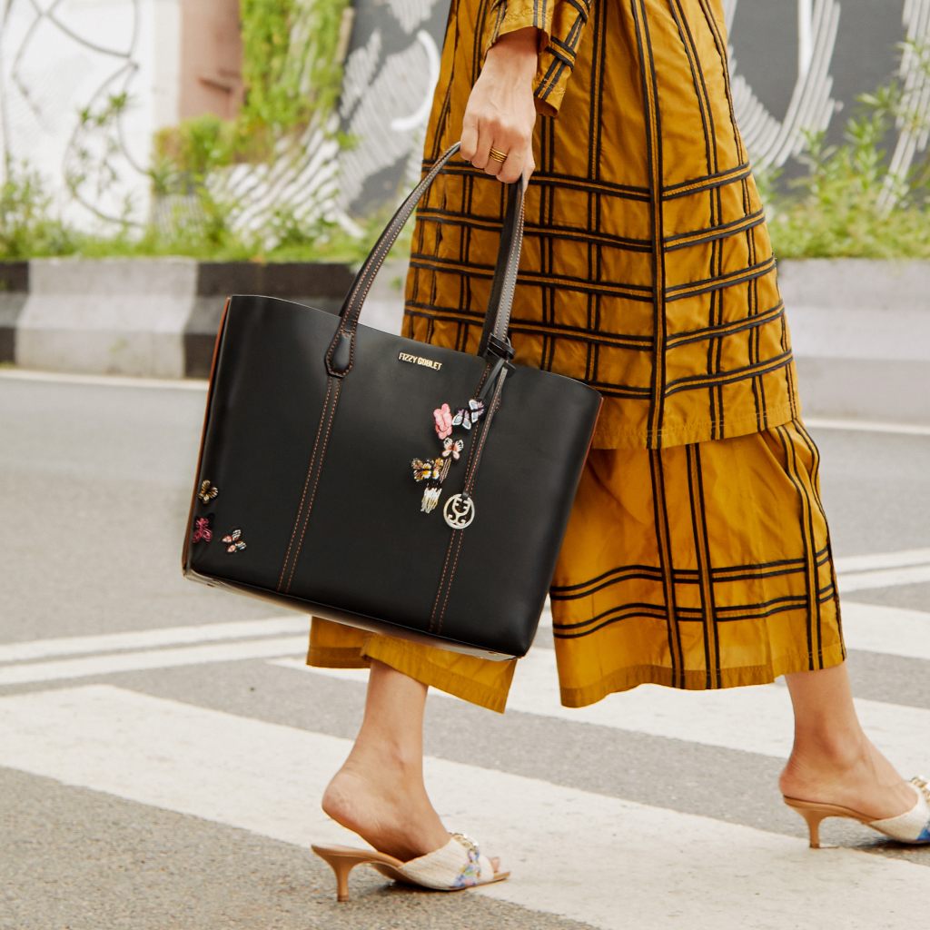 Fizzy Tote Leather Black