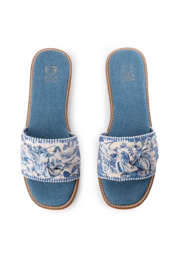 Blue Jasmine : Sandals