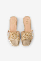 Corsage : Sandals