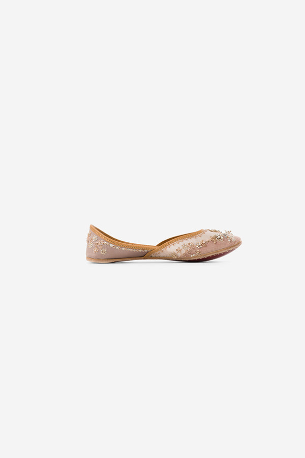 Dabka Darling : Juttis