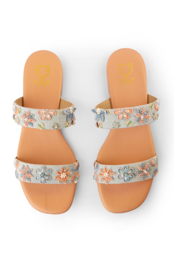 Daisy Daze : Sandals