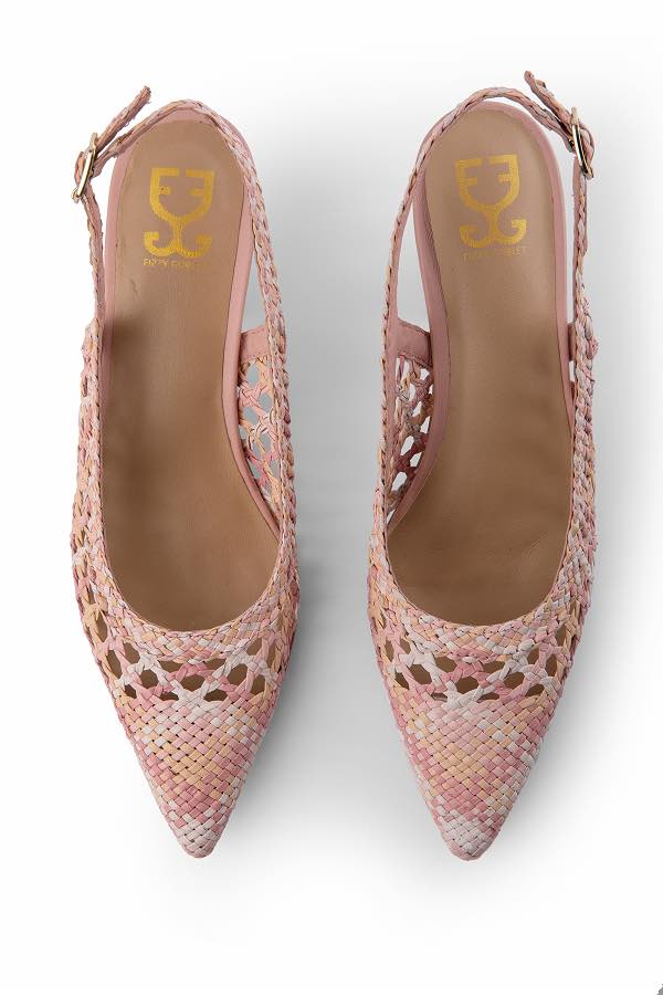 Dewy Darling : Pointed Block Heels