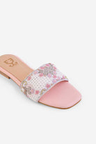 Laila : Sandals