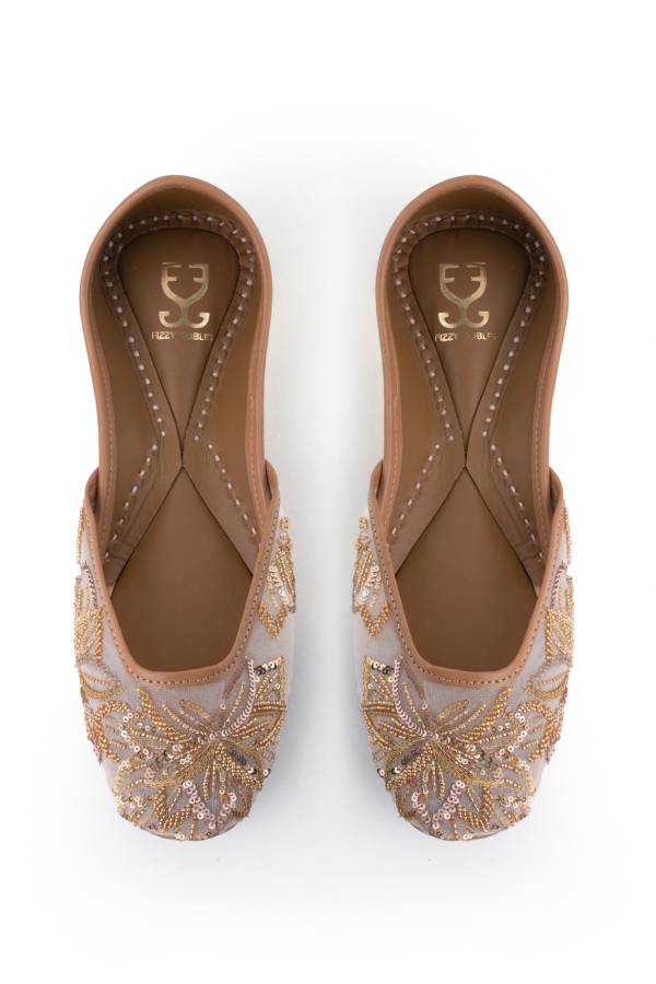 Fireflies Dance : Juttis