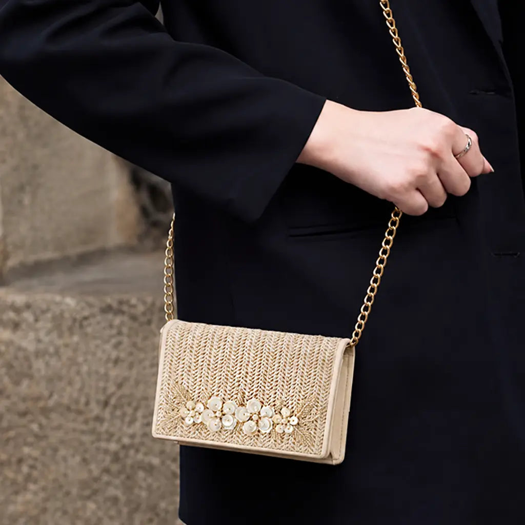 Pearl Pressure : Shoulder Bag