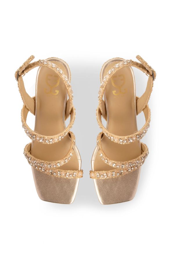 Gold Me Closer : Heels