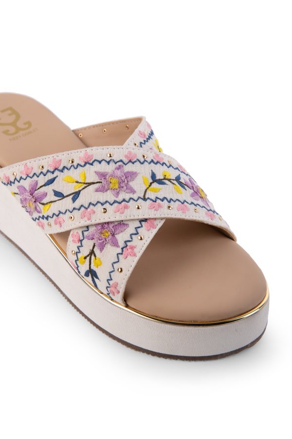 Iris my case : Criss Cross Wedges