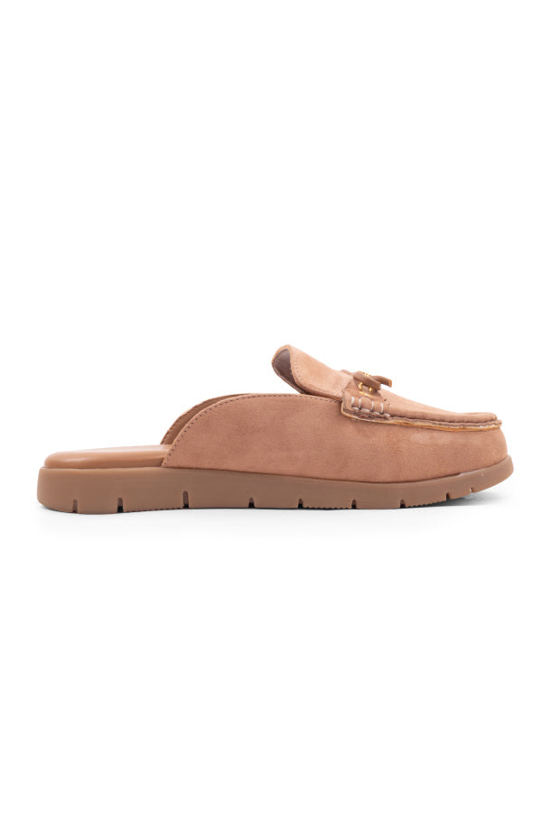 Main Act : Slip On Loafers