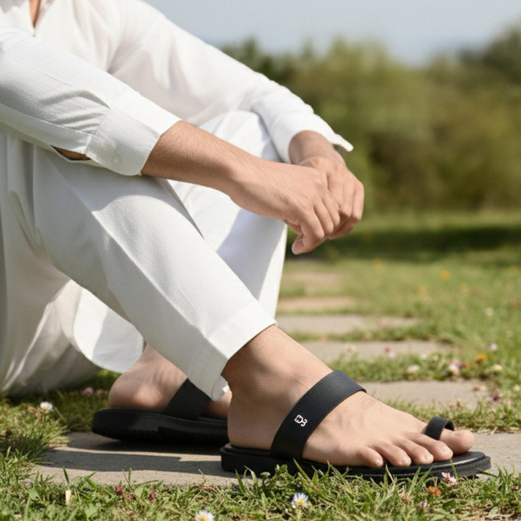 Black to Basics : Men Sandals
