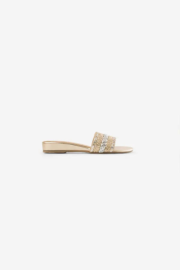 Mixed Signals : Sandal Heels