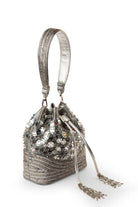 Looking Glass : Potli