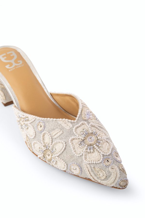 Over the Moon : Mule Heels