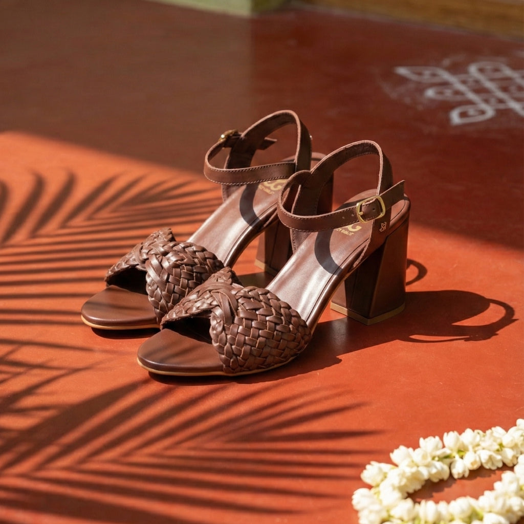 Plot Twist : Sandal Heels