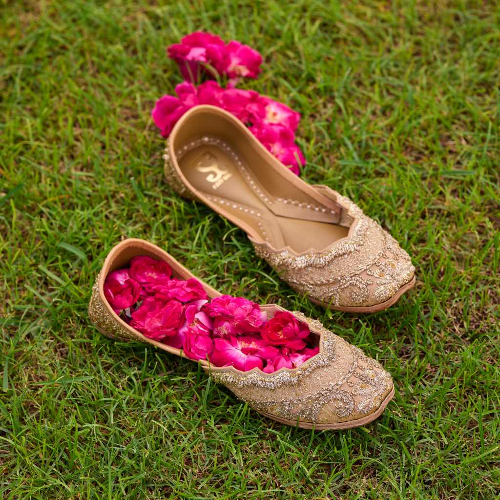 Sangeet & Repeat : Juttis