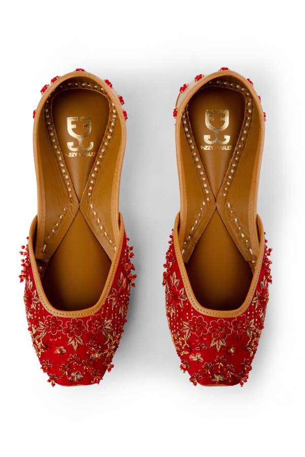 Scarlet Starlet : Juttis - Kareena Kapoor Khan x Fizzy Goblet - Limited Edition