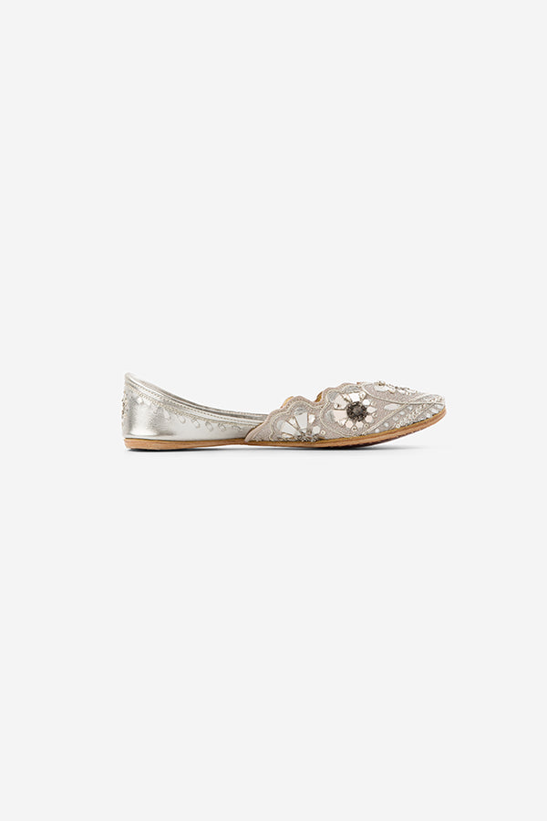 Starlit Affair : Juttis