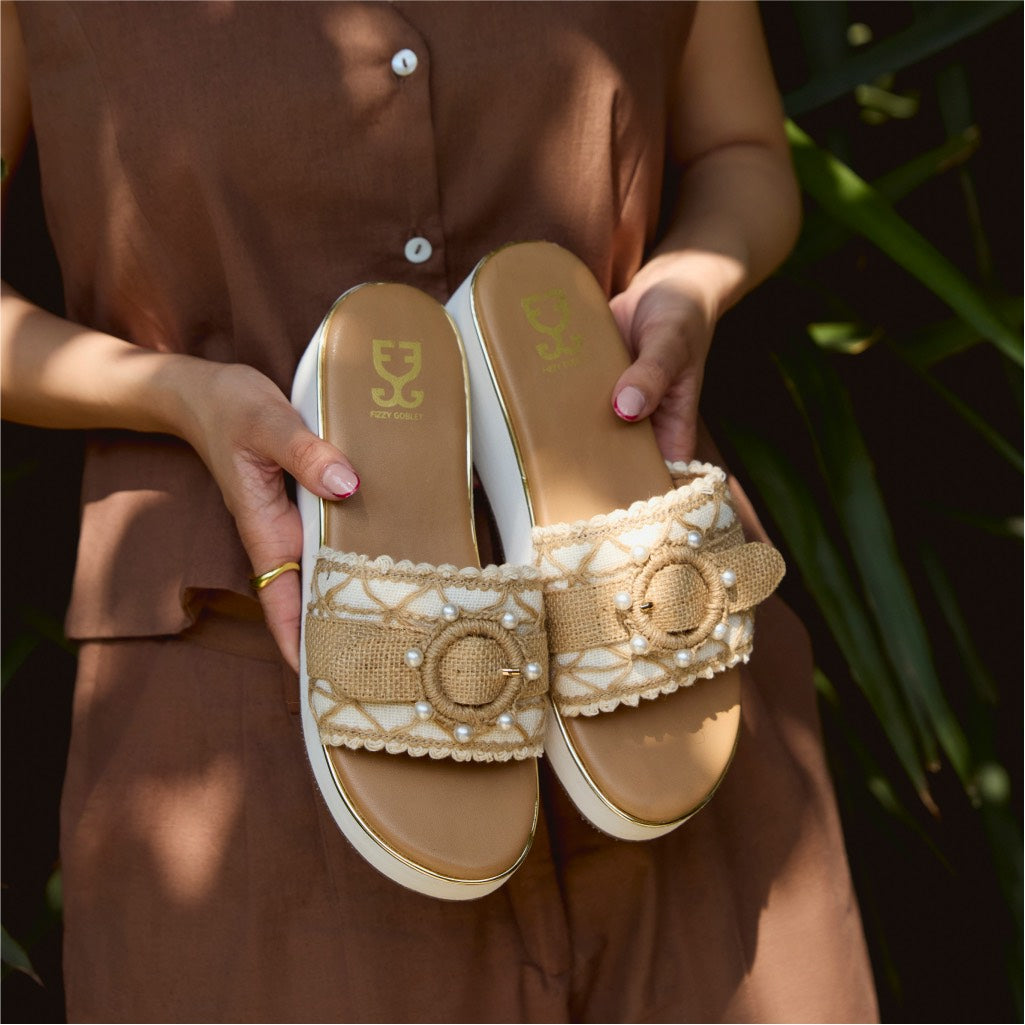 Shore Thing : Wedge Heels