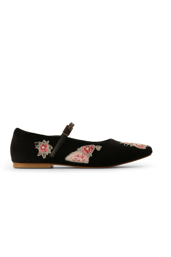 Bond Girl : Ballet - Payal Singhal x Fizzy Goblet - Limited Edition