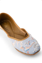 Something Blue : Juttis