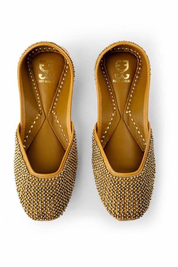 Studded Spice : Juttis - Kareena Kapoor Khan x Fizzy Goblet - Limited Edition