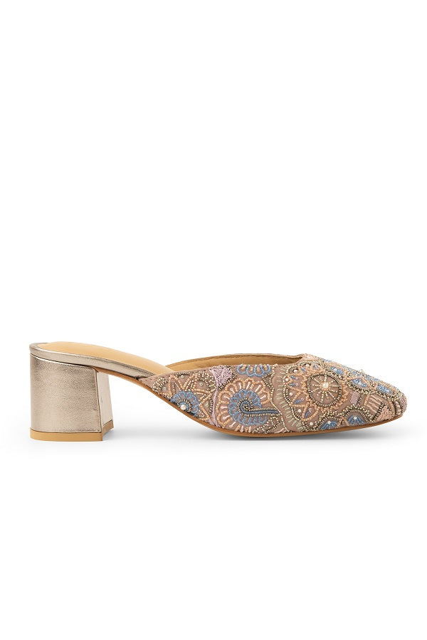 Under the Blue : Heels