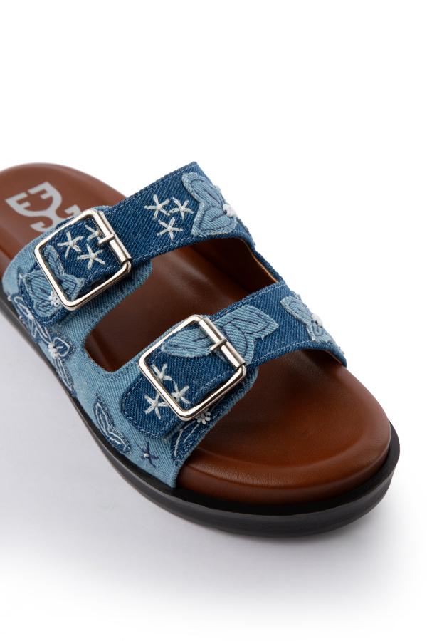 Very Blueberry : Platform Sliders