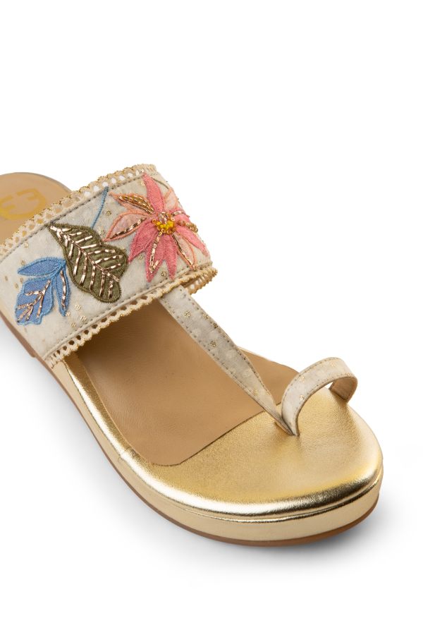 Waterlily : Kolha Wedge