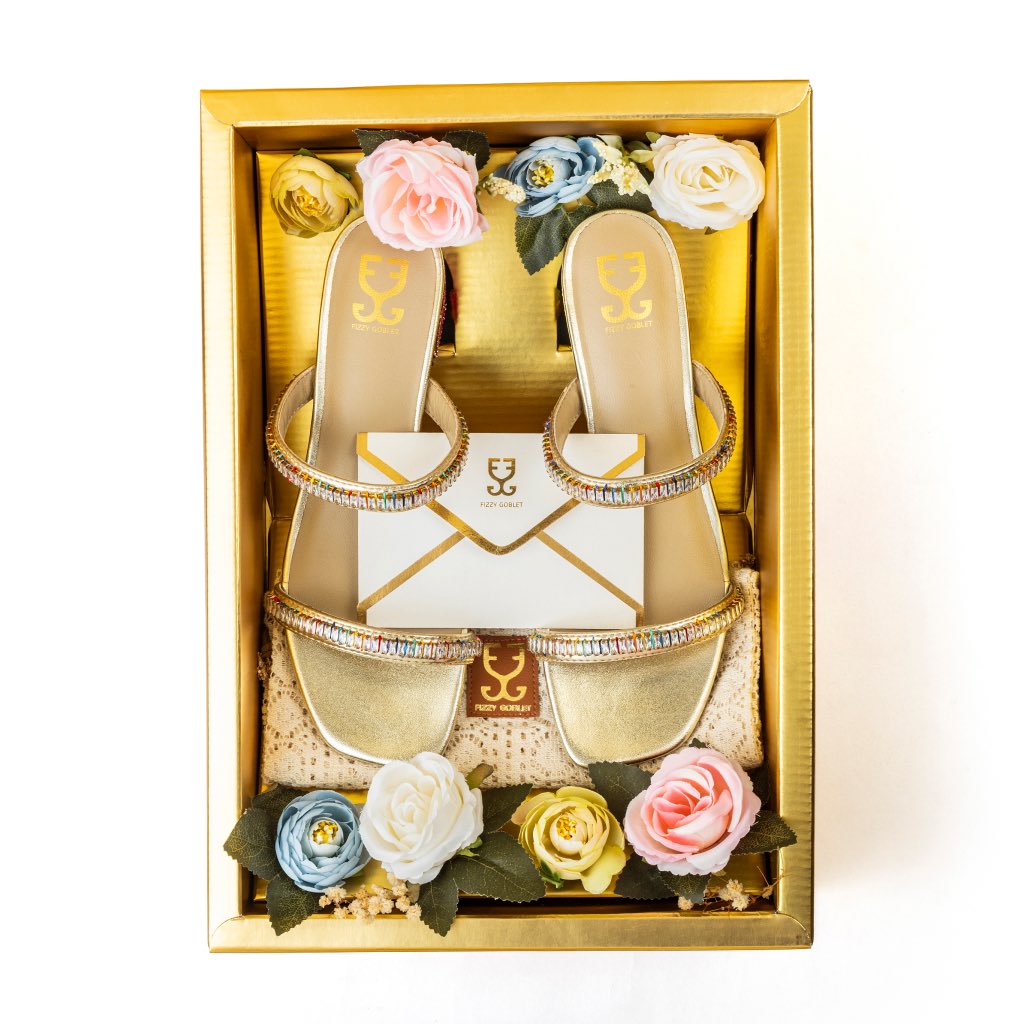 Wedding Gift Box - Dainty Delights Sandal : Heels - Kareena Kapoor Khan x Fizzy Goblet