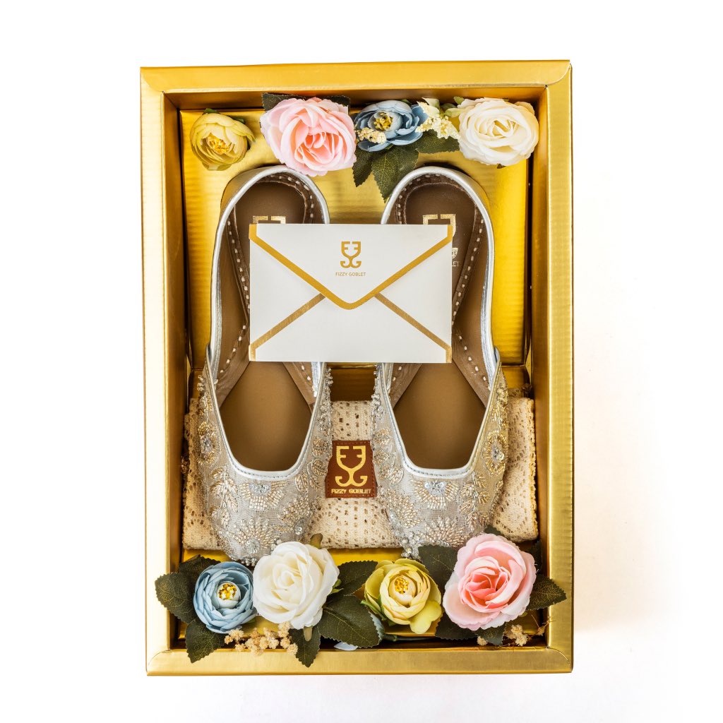 Wedding Gift Box - Silver Street : Juttis - Kareena Kapoor Khan x Fizzy Goblet