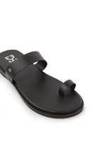 Black to Basics : Men Sandals