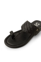 Bare Black : Men Kolhas