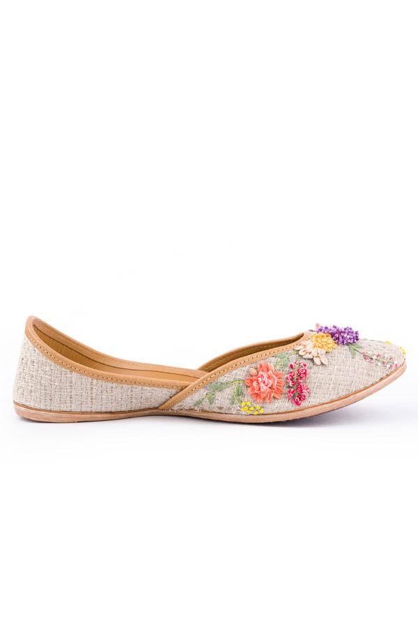 Take a Rain Bow : Juttis