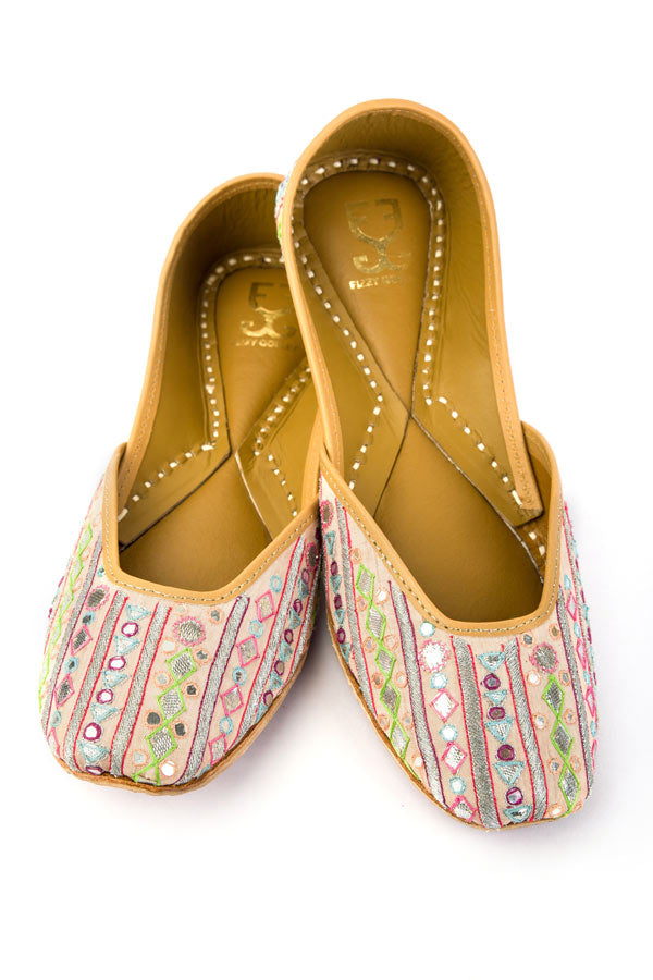 Shooting Star : Juttis