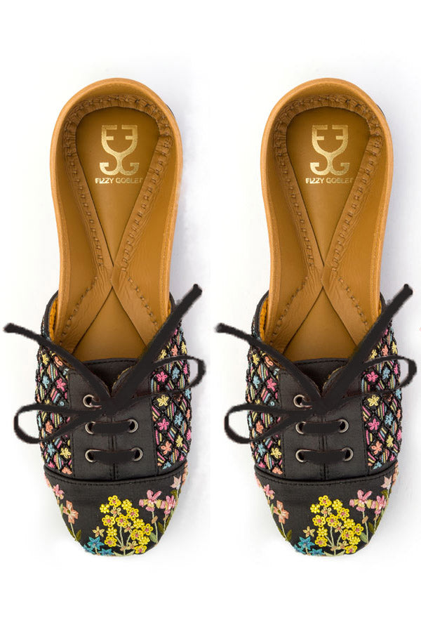Dark Beauty : Sneakers
