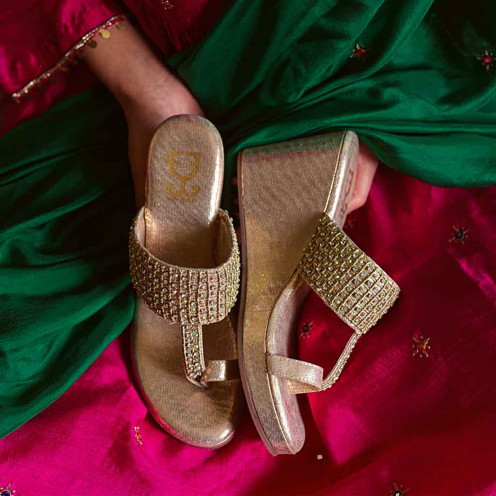 Hollywood High : Kolha Wedge